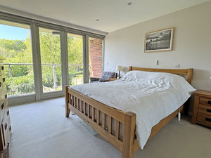 Photo 7- click for photo gallery